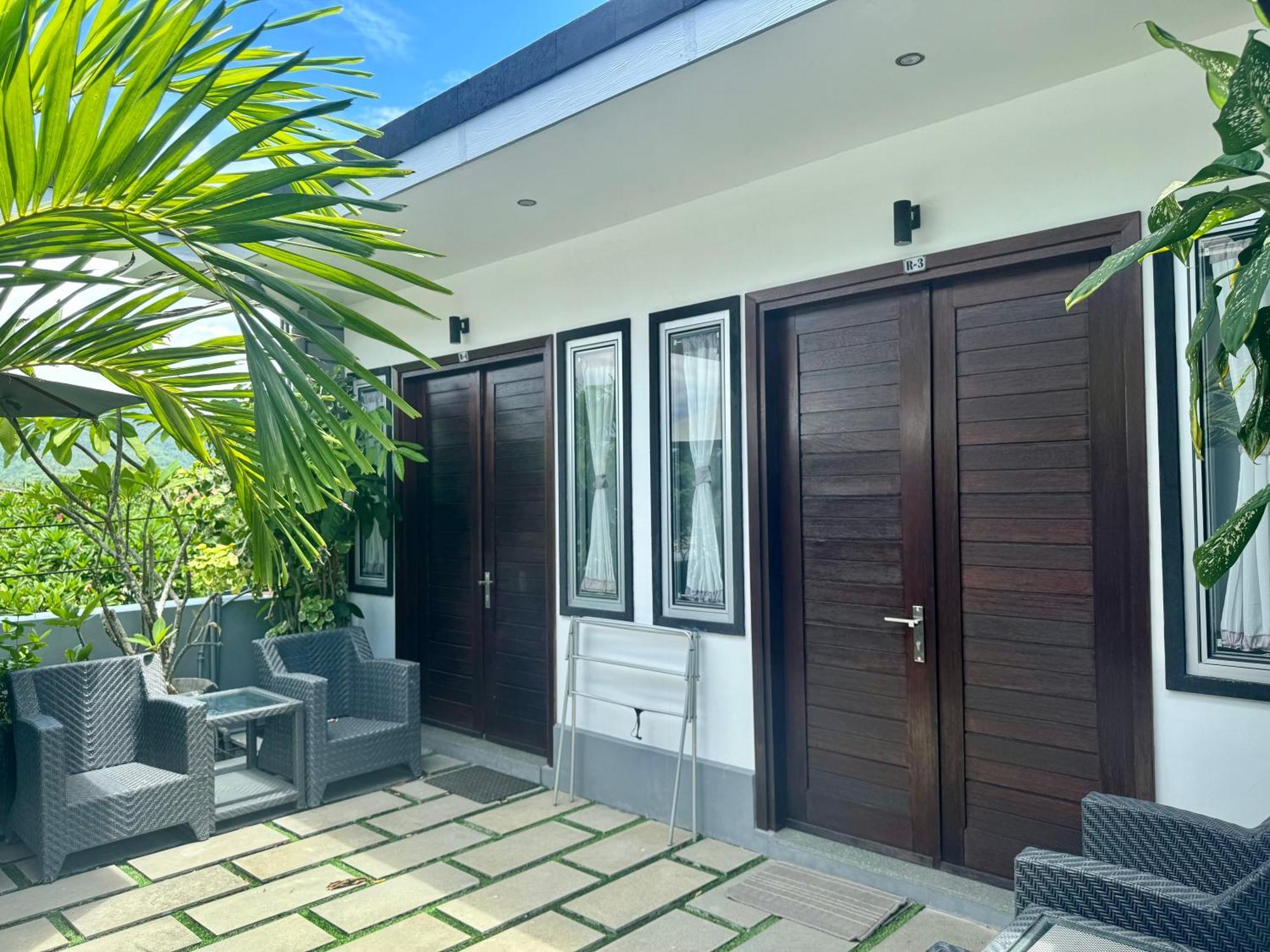 Villa Rumah Putih Abu Abu Senggigi Exteriér fotografie