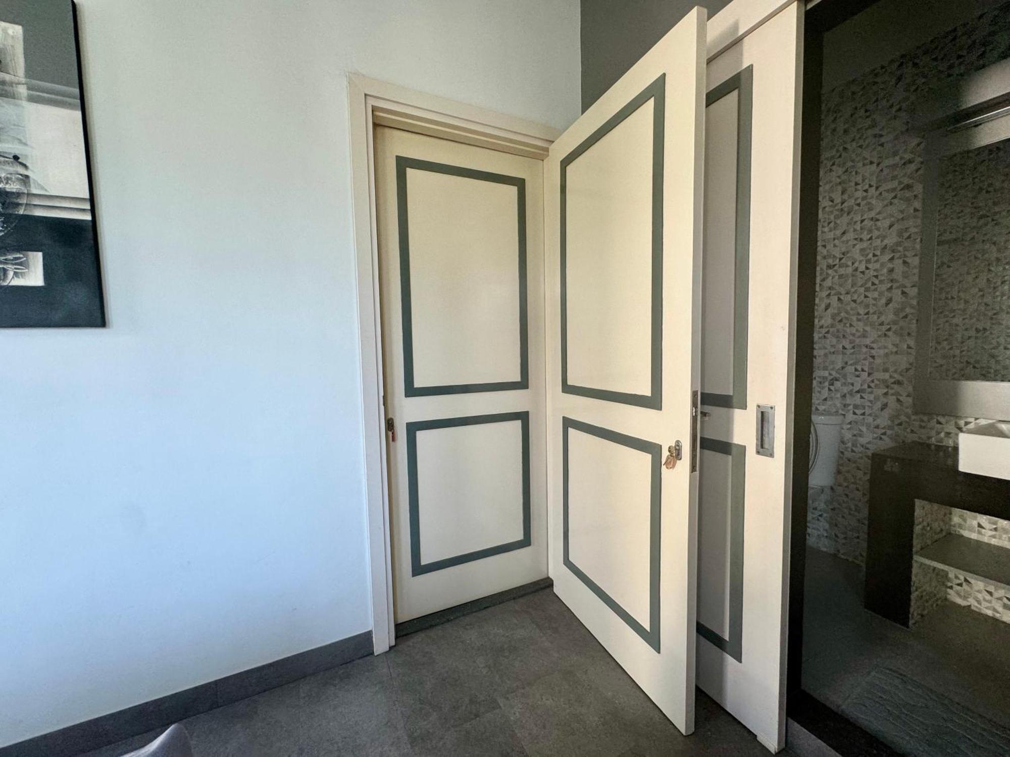 Villa Rumah Putih Abu Abu Senggigi Exteriér fotografie