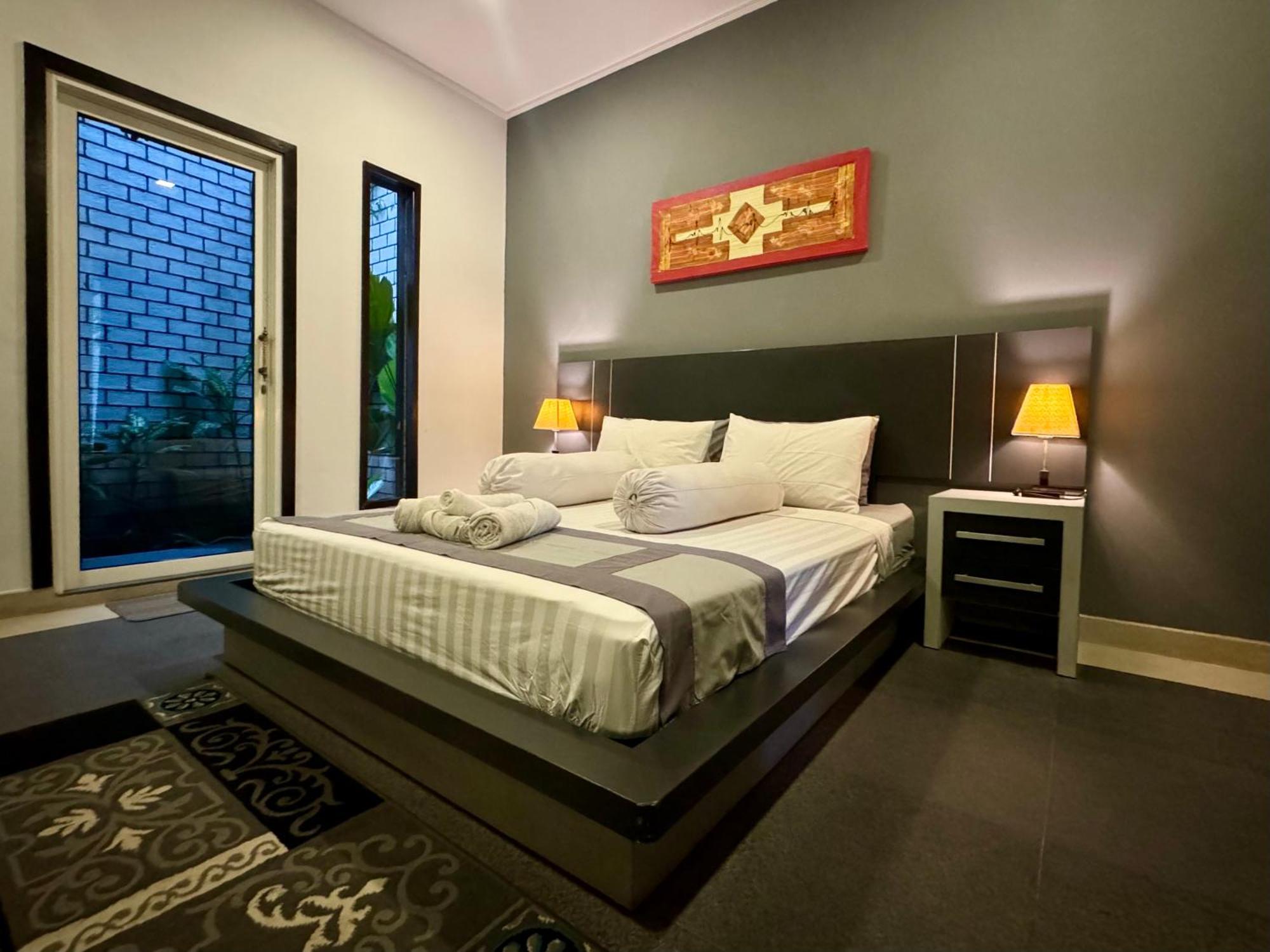 Villa Rumah Putih Abu Abu Senggigi Exteriér fotografie
